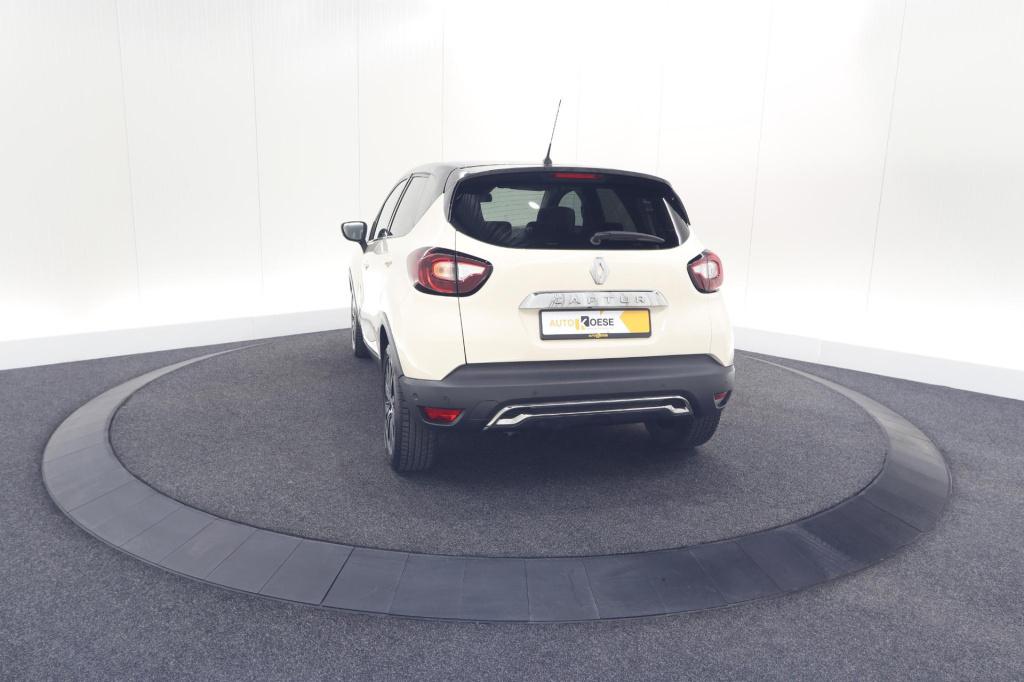 Renault Captur tce 120 edc initiale paris | camera | dodehoekdetectie | pan