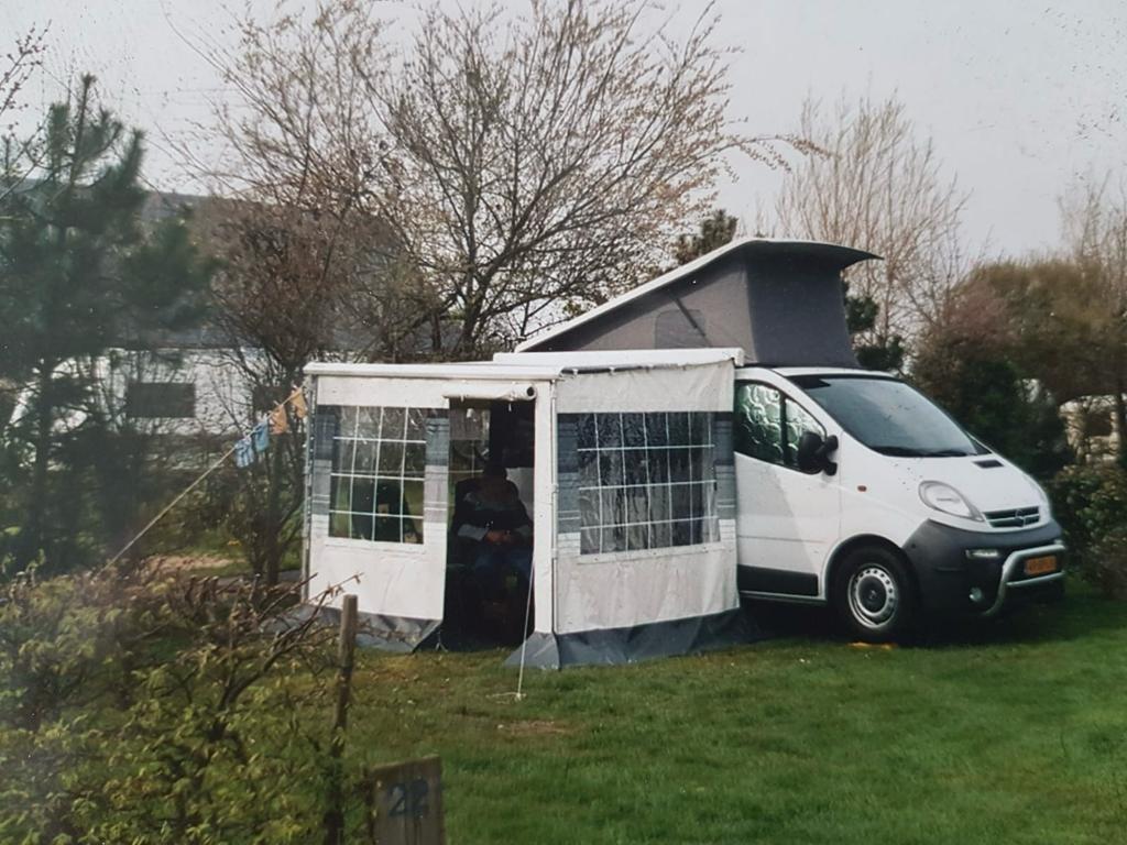 Opel vivaro 1.9 tdci Camperbus