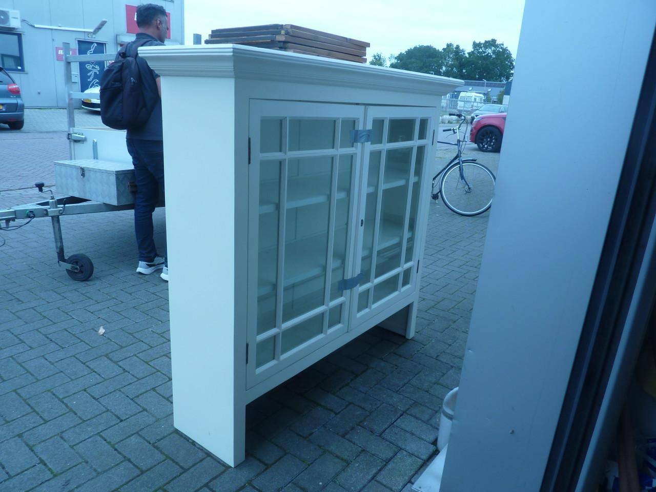 Vitrinekast wit