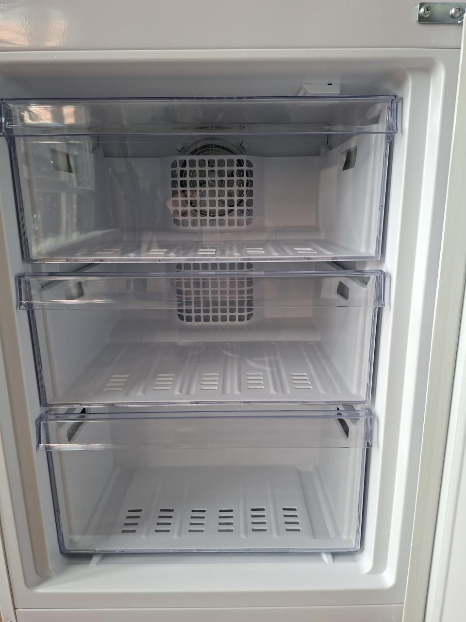 Witte Beko Koelvriescombinatie