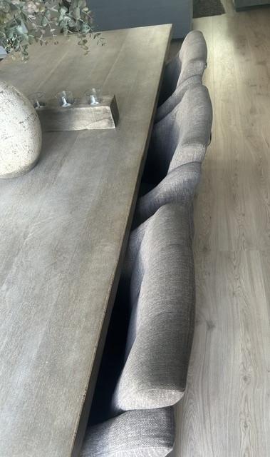 Taupekleurige eetkamerstoelen 6 stuks gebruikt