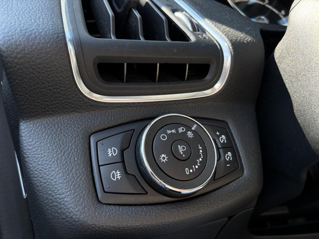 Ford B-max 1.0 ecoboost titanium | trekhaak | cruise | climate | camera