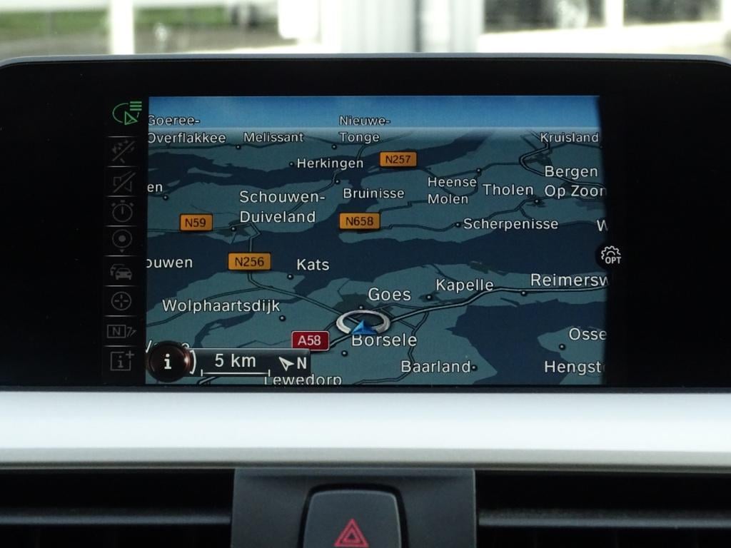 BMW 3-serie touring 318i executive automaat