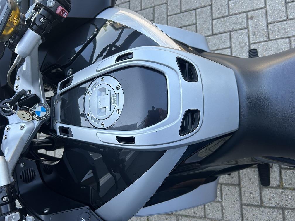 BMW R1200RT, 2010 met 88 dkm, topkoffer, cruisecontrol, zadelverw etc €5750