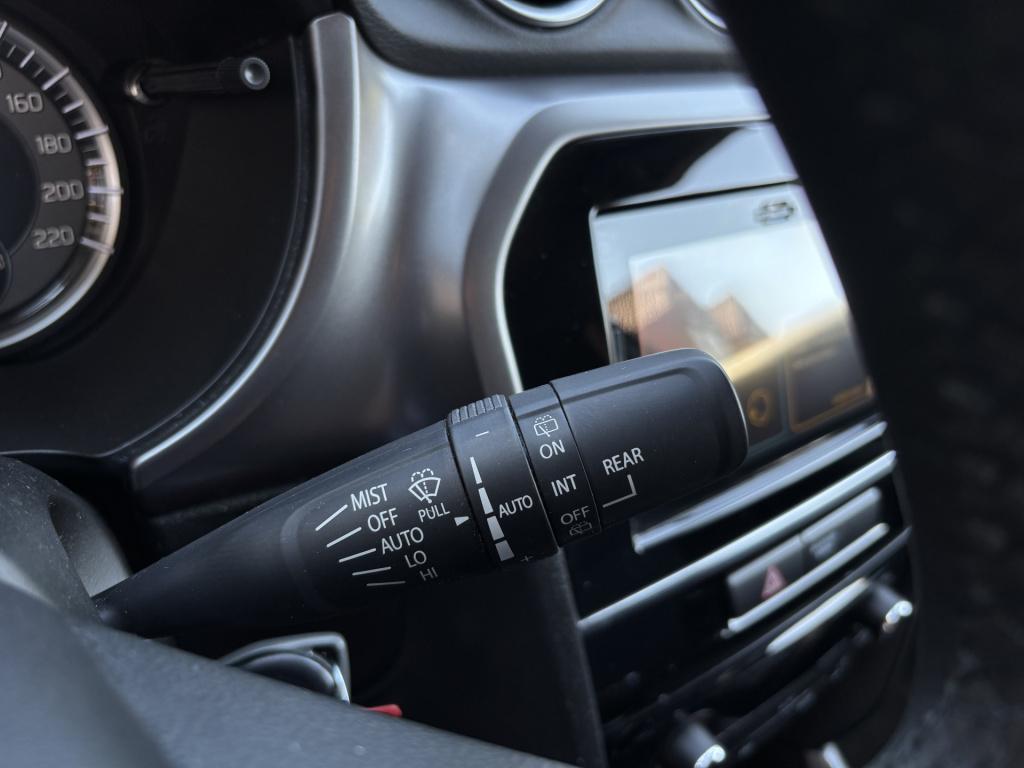 Suzuki Vitara 1.4 boosterjet select smart hybrid