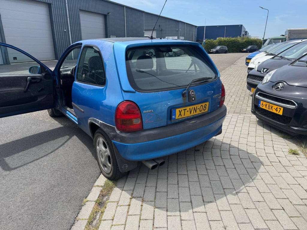 Opel Corsa 1.2i-16v strada/inruilkoopje/zo mee!