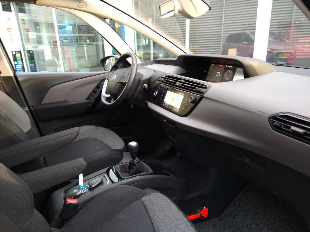 Citroen Grand C4 Picasso 130 pk business 7p. nav/clim/cam