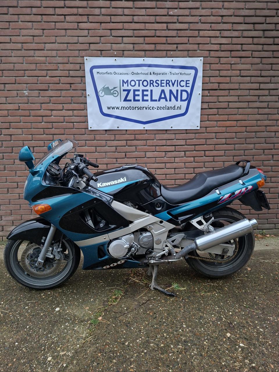Kawasaki ZZR 600 (inruilkoopje)