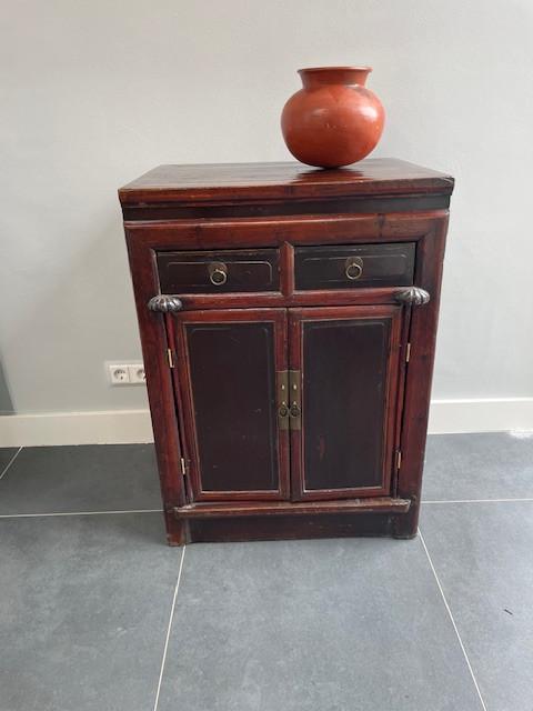 Handgemaakt Chinees kastje