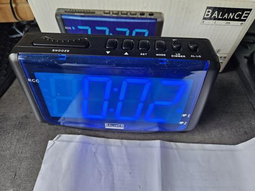 Nieuwe Balance Radiogestuurde Wekker met Groot LED Display