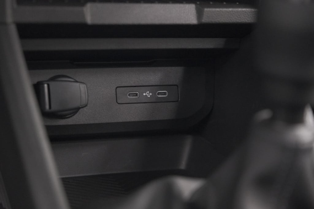 Dacia Duster mild hybrid 130 expression | camera | stoelverwarming | apple 
