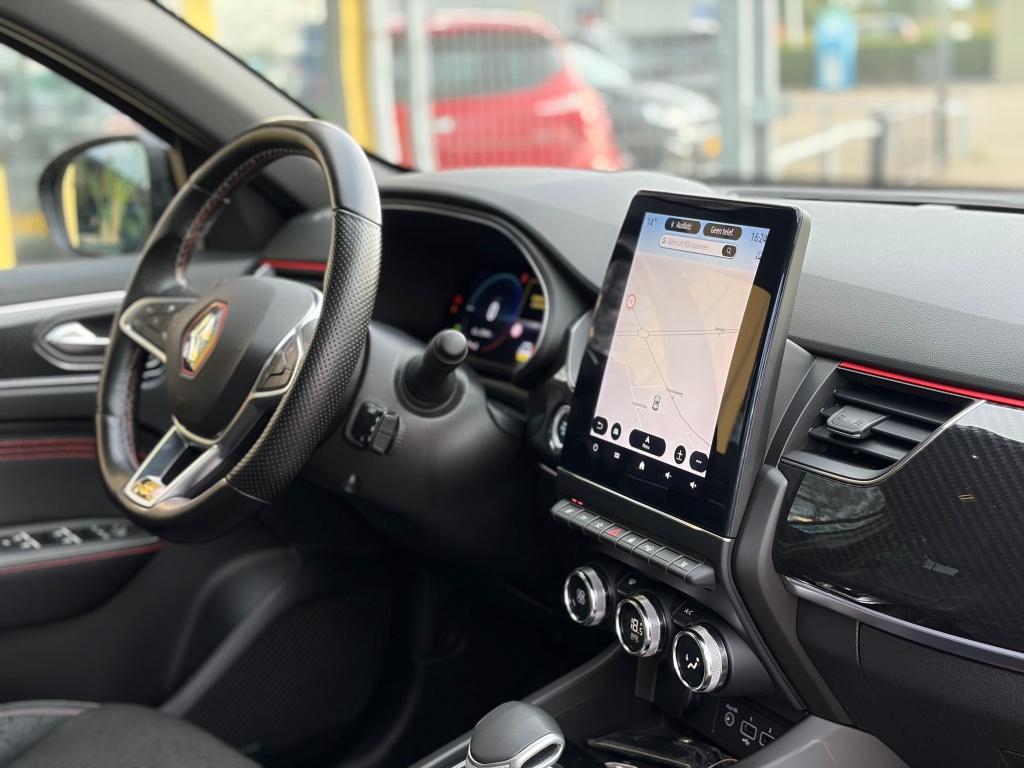 Renault Arkana 1.6 e-t h 145 rsline