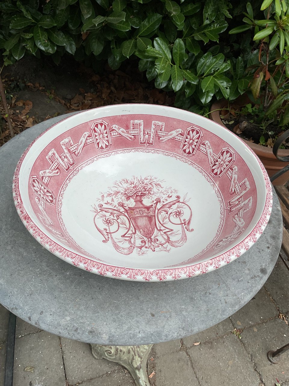 Brocante schaal Petrus Regout