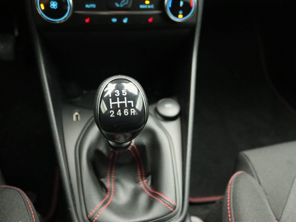 Ford Fiesta 1.0 ecoboost hybrid st-line | cruise control | climate control 