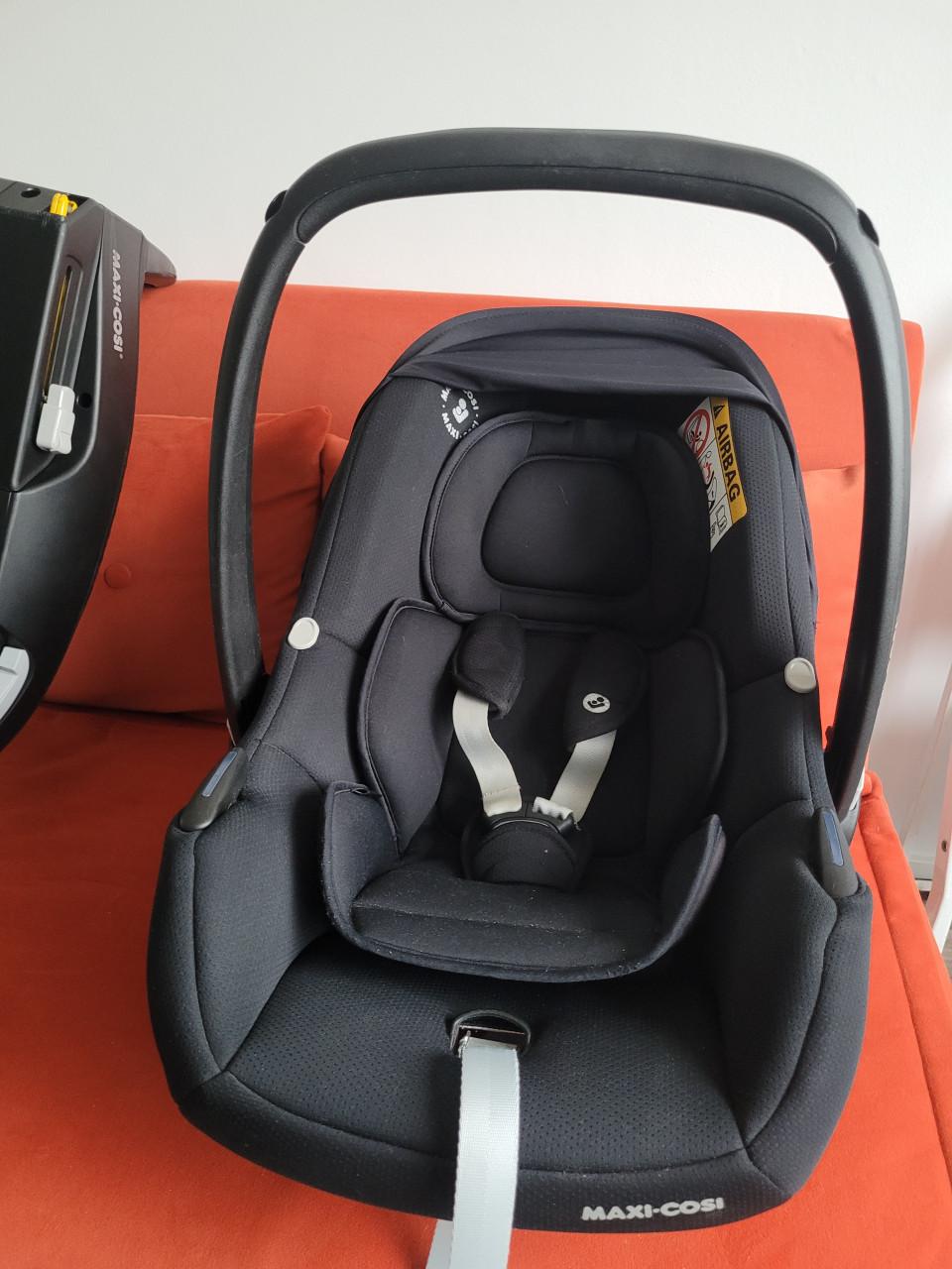 GERESERVEERD Maxi Cosi Tinca + Familyfix2