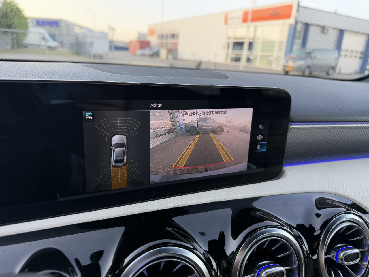 Mercedes-Benz A-klasse - 180 Business Solution Luxury | Wit Leder | Sfeer