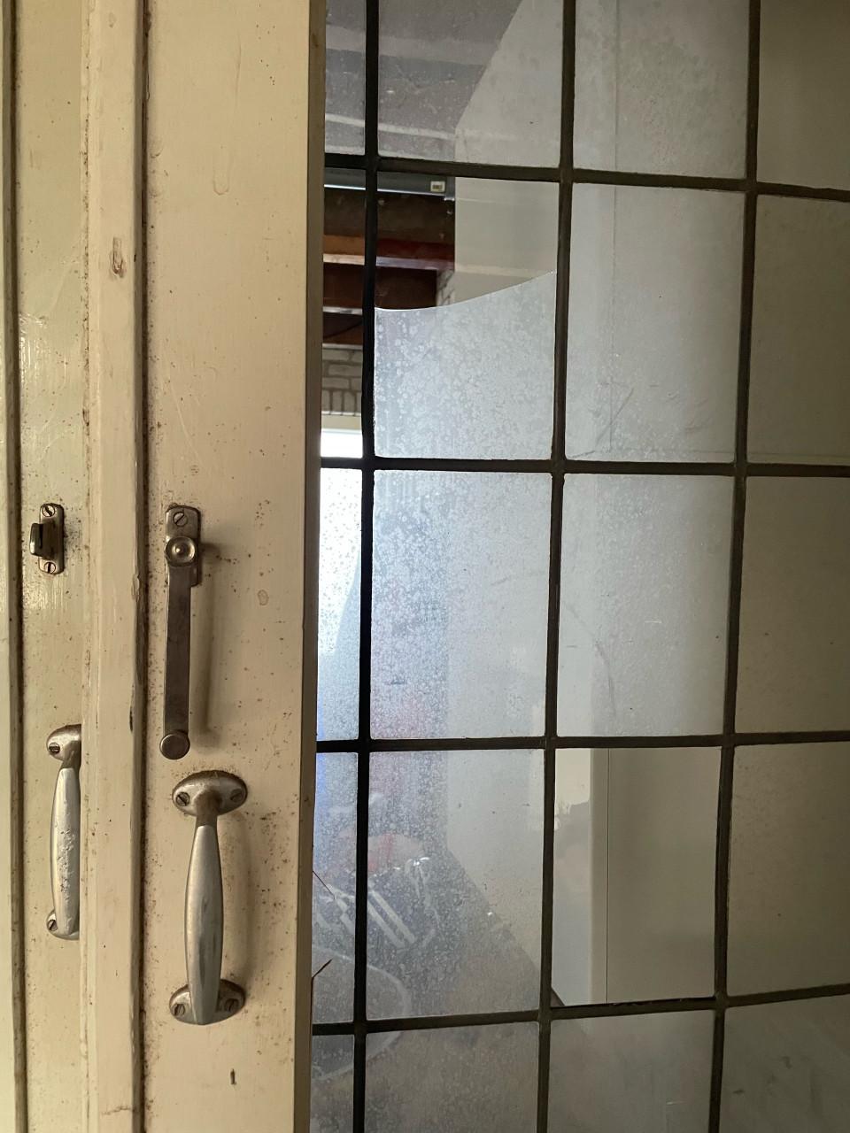 Originele ensuite deuren.