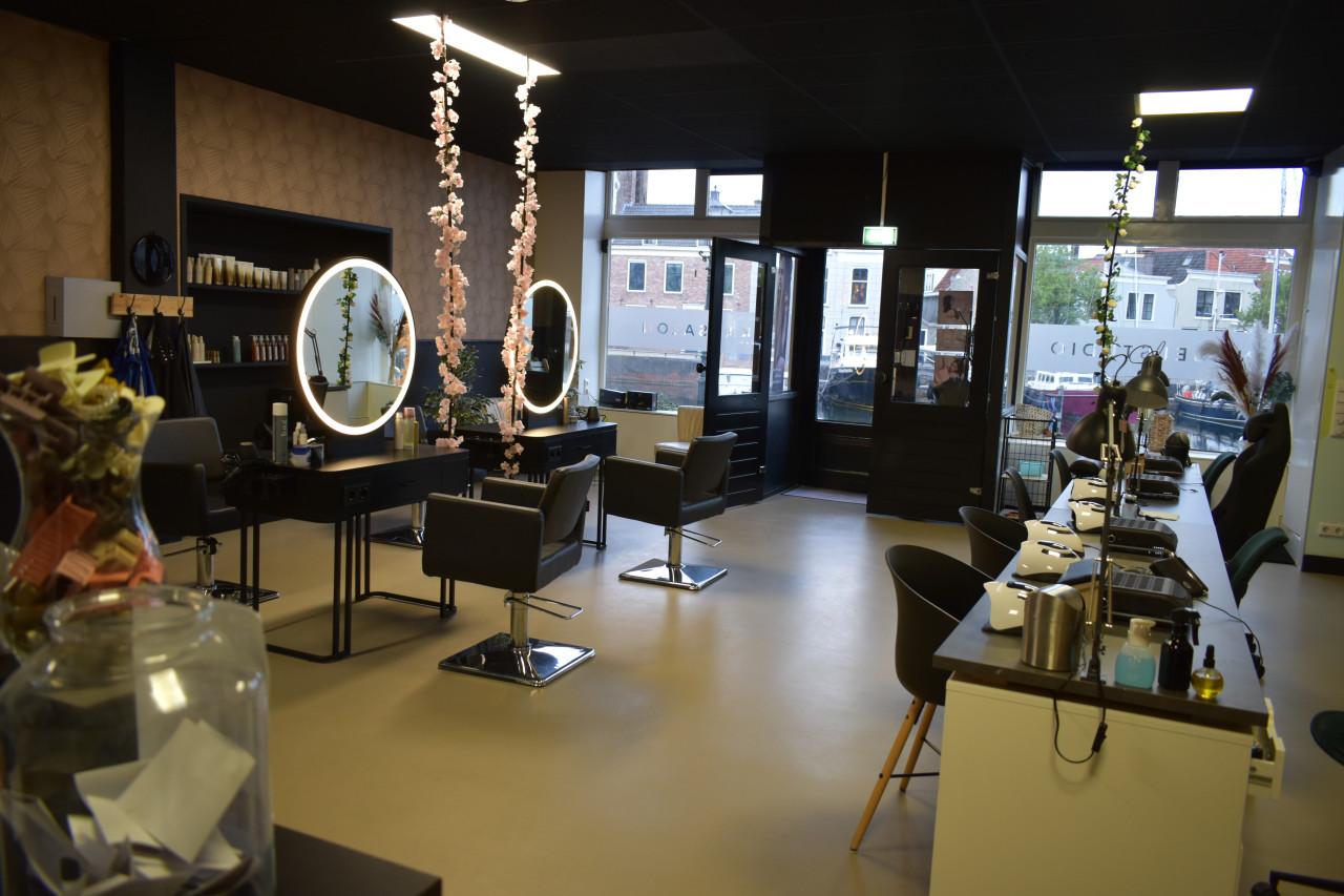 Stoel te huur voor nagelstylist