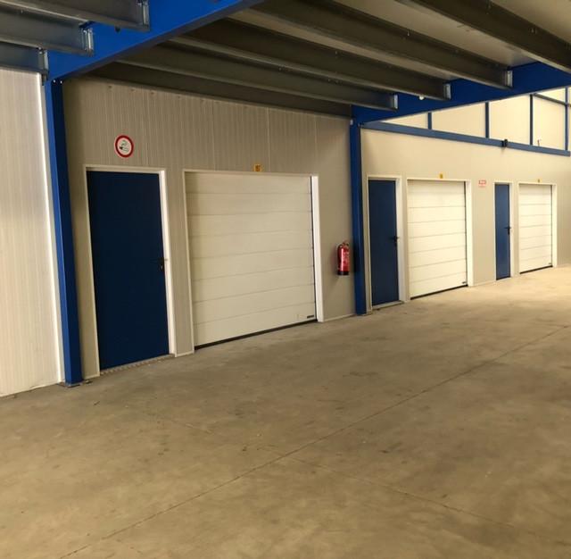 Te huur aangeboden (mini)opslagruimtes voor bedrijven en particulier