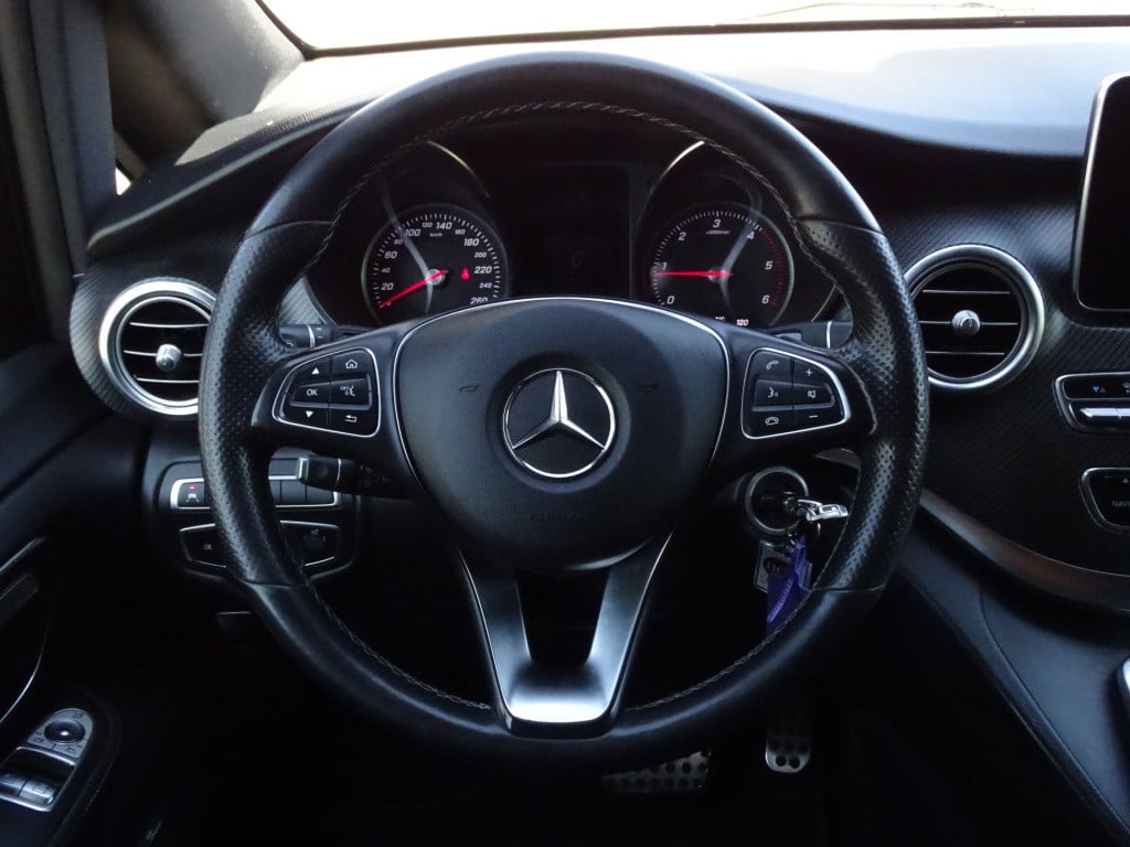 Mercedes-Benz V-Klasse 250d extra lang dc avantgarde edition