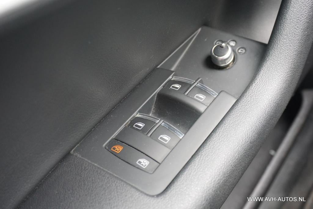 Audi A3 sportback 1.2 tfsi s edition automaat