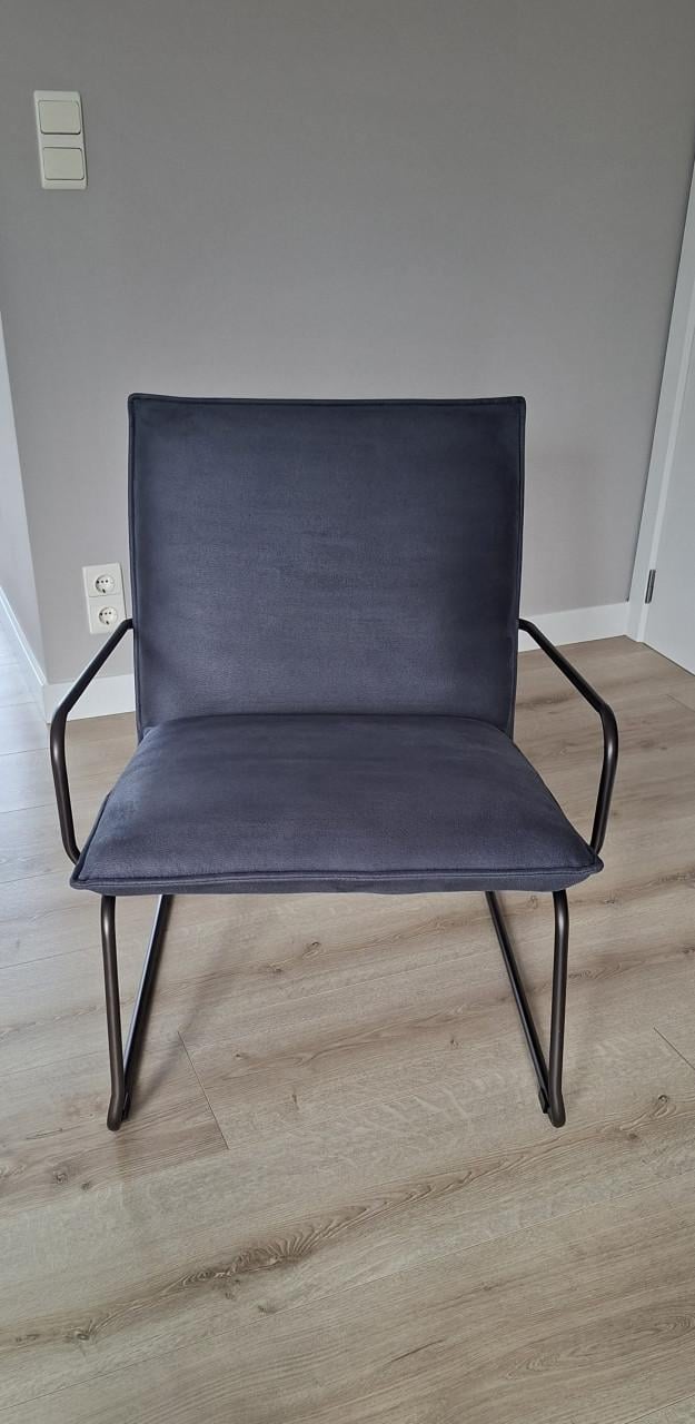 Blauwe fauteuil