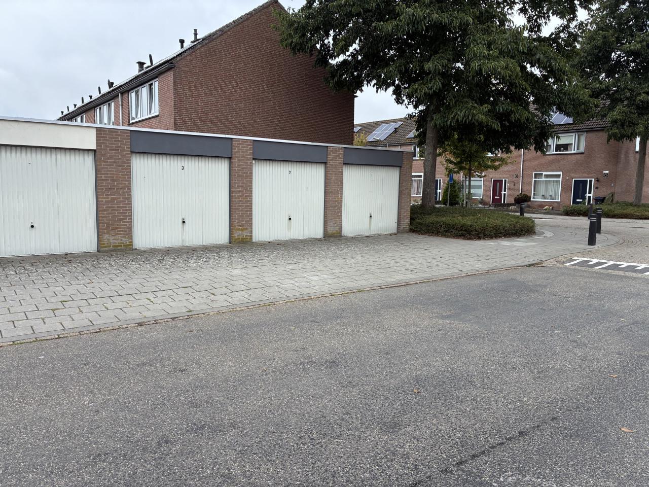 Te huur: garagebox Oostburg