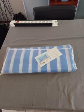 Windscherm blauw- nieuw in de verpakking-
