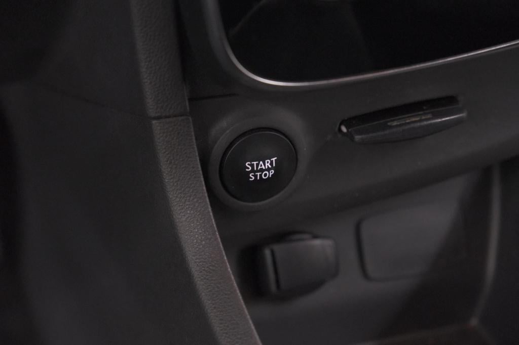 Renault Clio tce 90 zen | navigatie | parkeersensoren | climate control