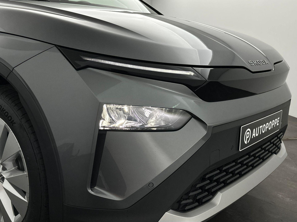 Skoda Elroq business edition tour elektromotor 210 kw / 286 pk