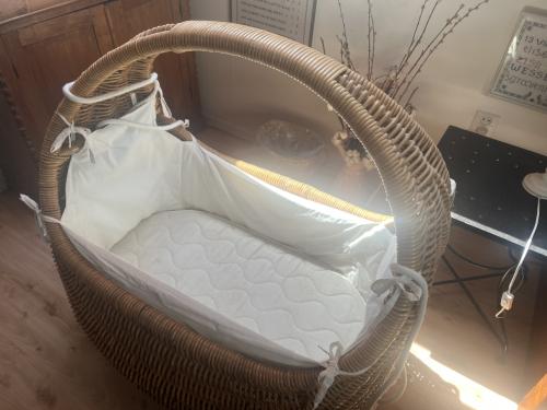 Romantische rotan wieg
