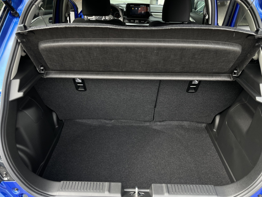 Suzuki Swift 1.2 style smart hybrid