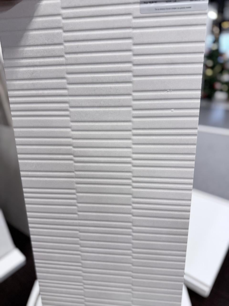 Witte wandtegels met prachtige structuur 30 x 90