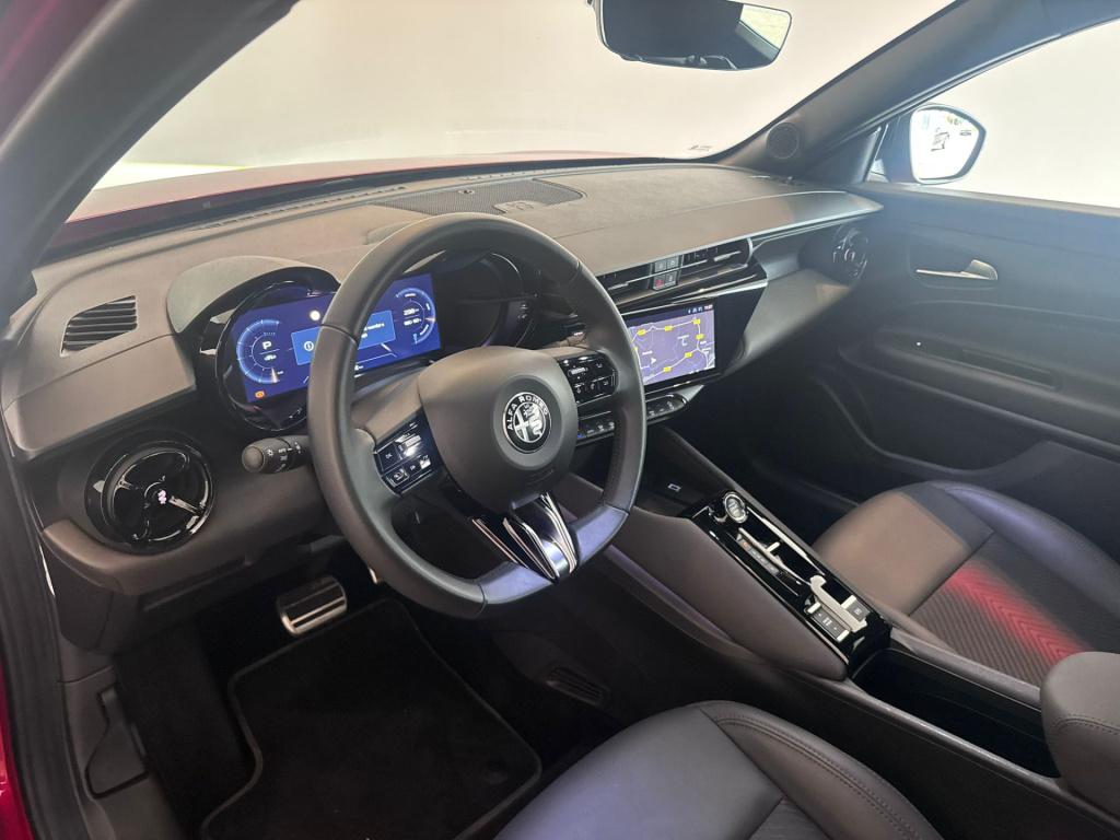 Alfa Romeo Junior elettrica 54 kwh