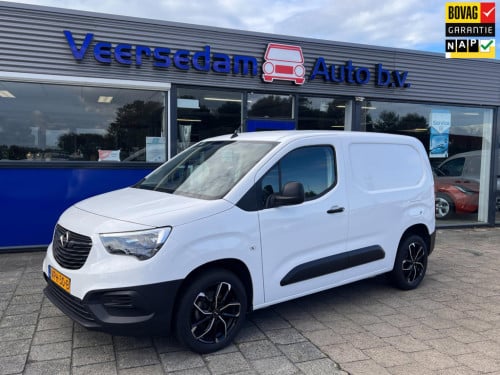 Opel Combo 1.5d l1h1 edition, trekhaak enz...