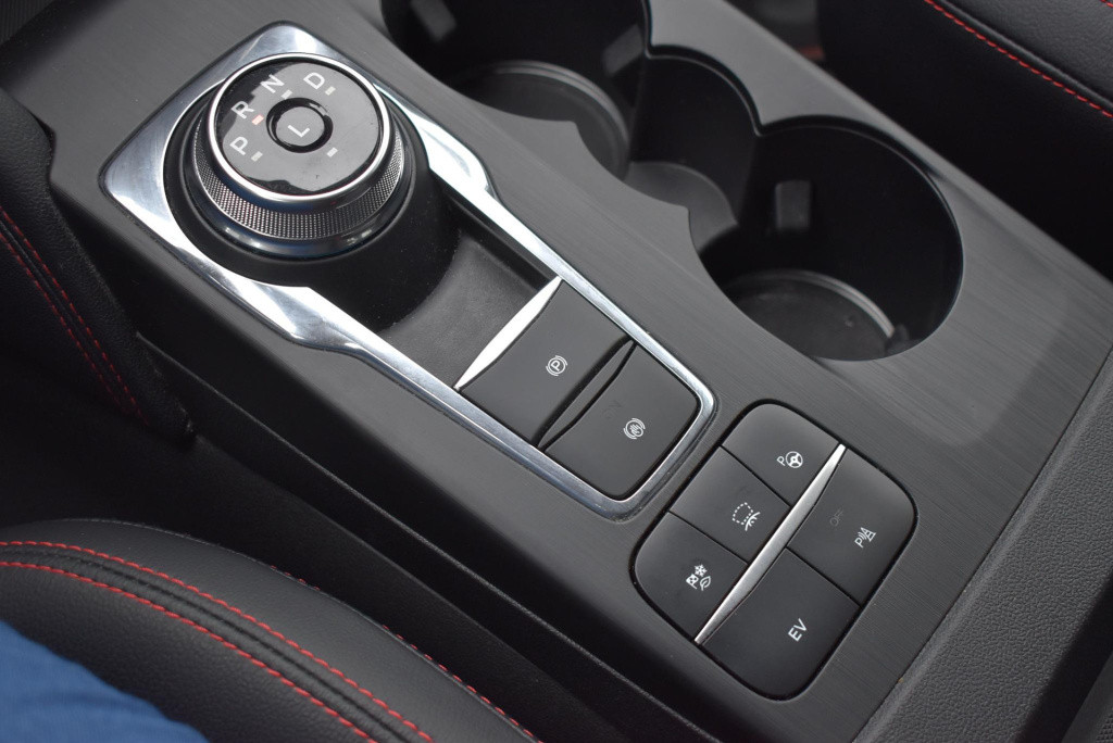 Ford Kuga 2.5 phev st-line x | climate control | adaptieve cruise control |