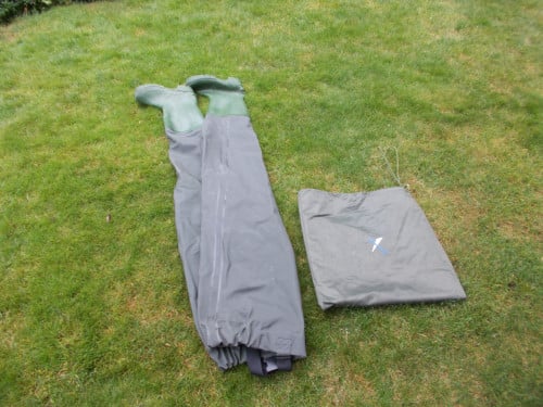 In  nieuwstaat waadpak , schoenmaat 41