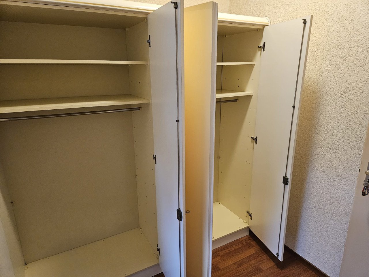 Kledingkast gratis