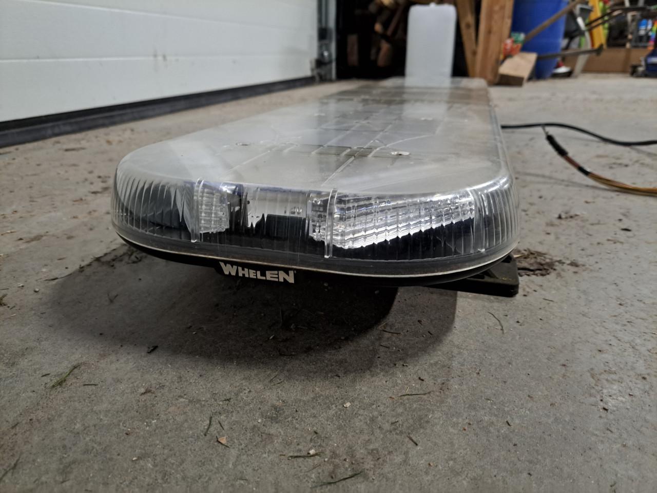 Whelen zwaailampbalk