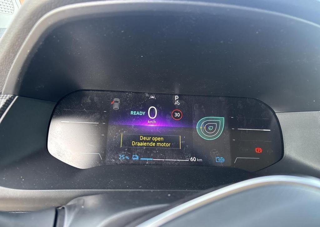 Renault Kangoo e-tech extra l1 44 kwh - rear view assist