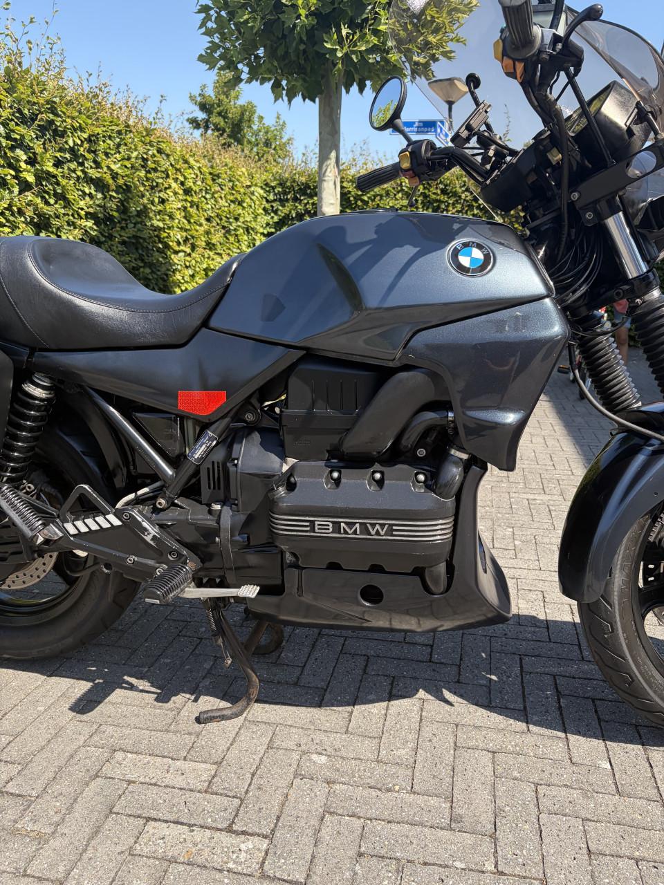 BMW K75