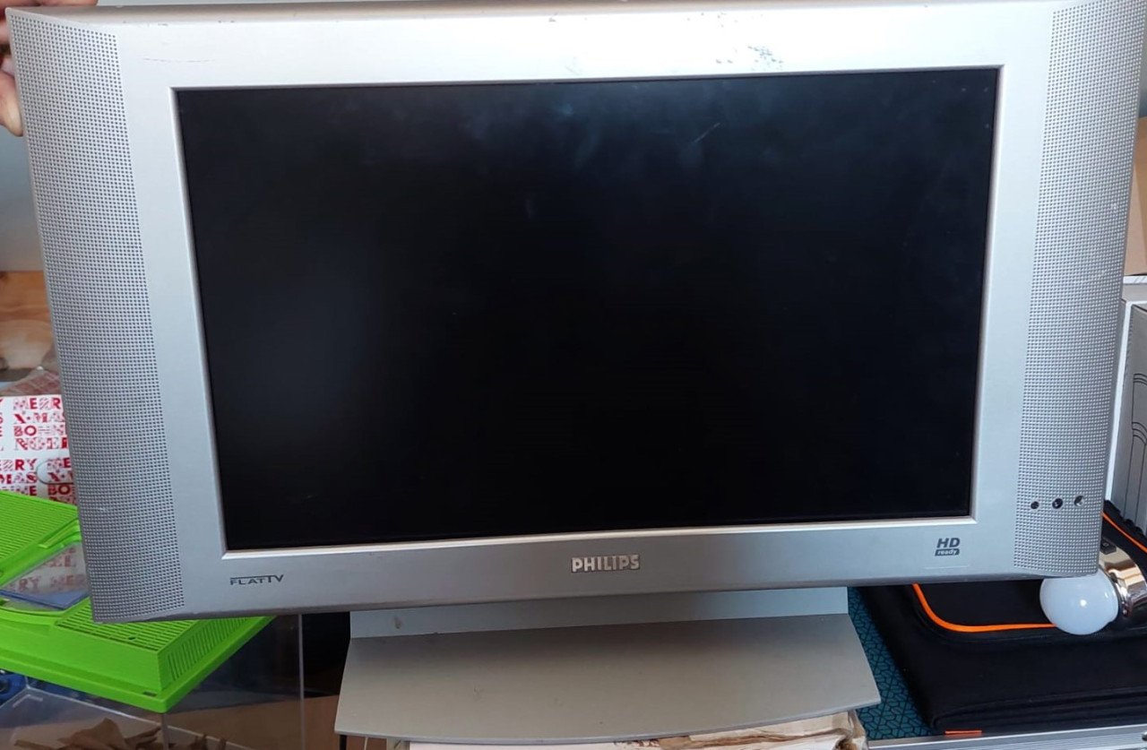 PHILIPS LCD TV 17 inch