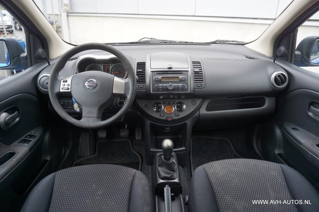Nissan Note 1.6 first note