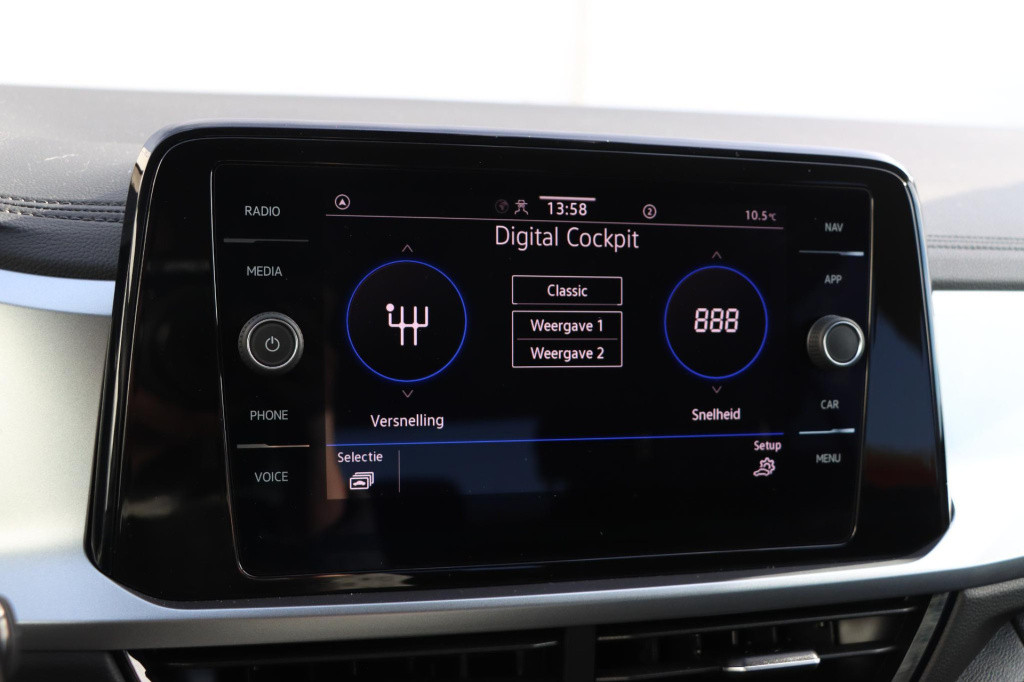 Volkswagen T-roc 1.5 tsi life edition 150pk