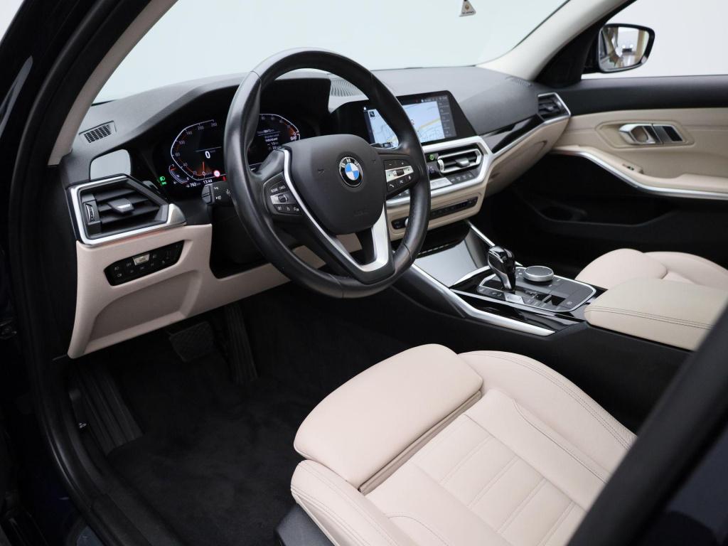 BMW 3-serie touring 318i sport line | automaat | apple carplay / android au