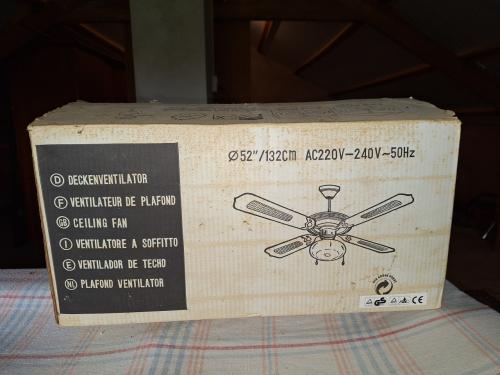 Ventilator voor boven bed