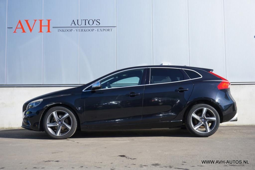 Volvo V40 1.6 t3 r-design