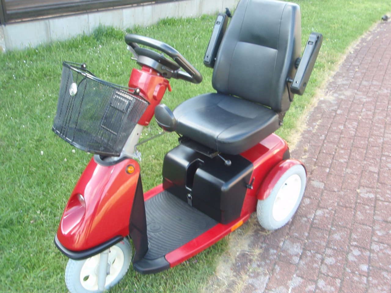 Zgan Trophy 6 best geveerde scootmobiel met nog maar 2463 km !!