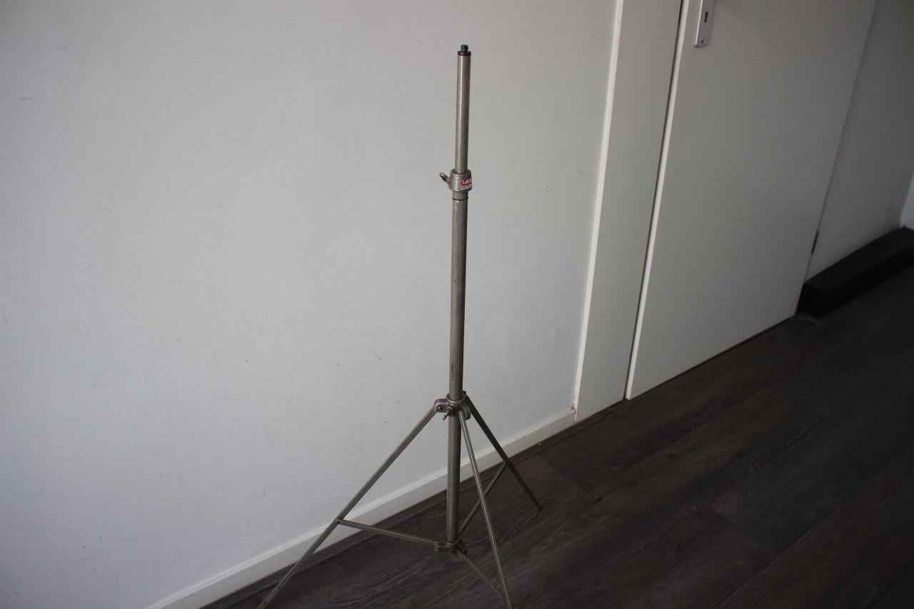 Lampstatieven, microfoonstatief, eenbeenstatief en rolstatief