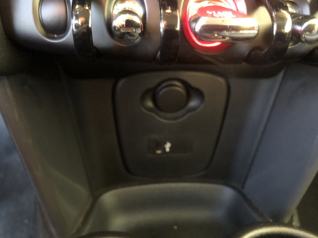 Mini Cooper mini 1.5i 136pk chili 3-drs